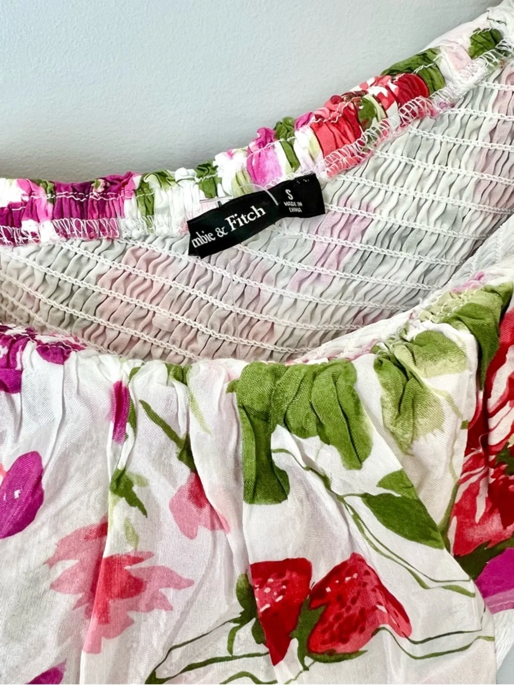 Abercrombie & Fitch One Shoulder Smocked Crop Top | Floral Strawberry Print